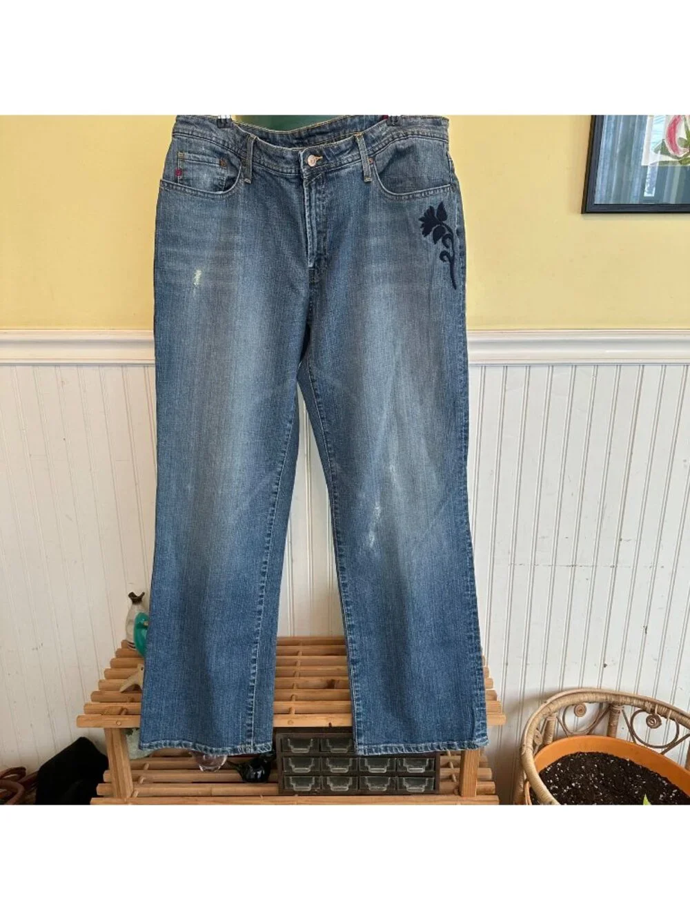 Seven7 Premium Denim Jeans Womens Size 18 Embroidered Blue - Picture 1 of 8